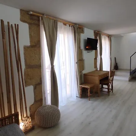 Greek Temple Apartment *