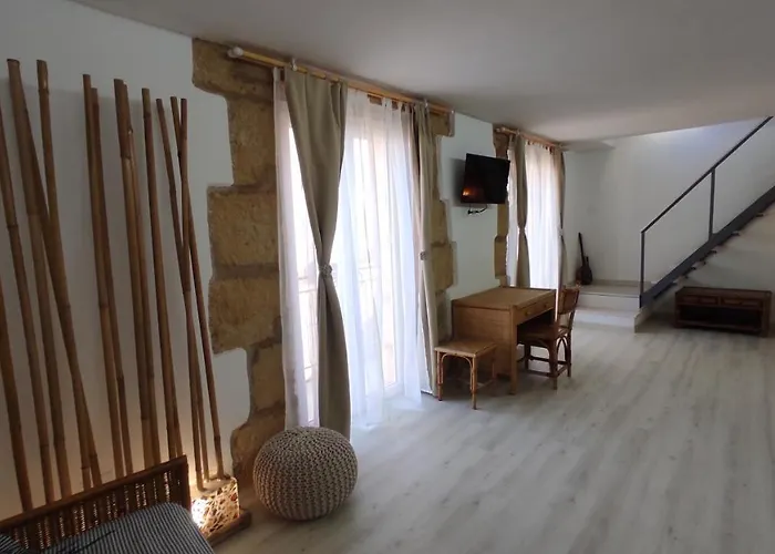 Greek Temple Appartement *