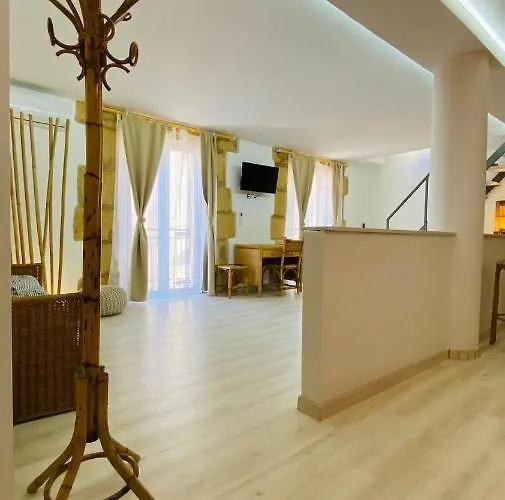 Greek Temple Appartement *